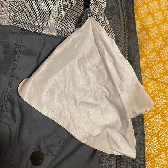 Girls Obermeyer Insulated Ski/Snowboard Jacket - Picture 6 of 6